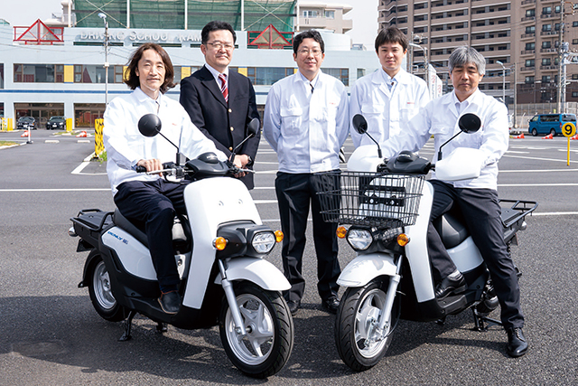 ビジネスシーンでの活躍が期待されるEVスクーター「BENLY:e」。ホンダが報道試乗会を開催