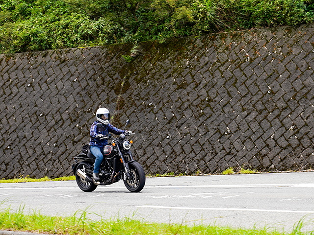 箱根の峠道で車両ごとのエンジンやライディングモードを体感