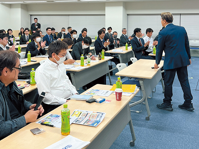 「伊藤タイム」のほか、専任スタッフが担当するイベントは毎月開催