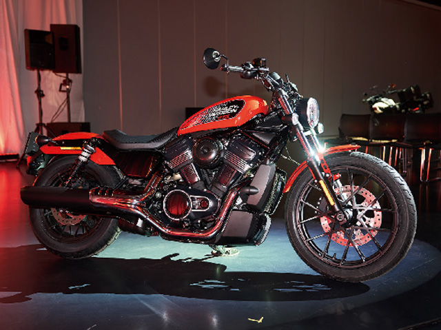 戦略的価格で登場したナイトスター