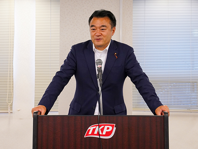 質疑応答は30分に及び、大岡氏と参加者による熱のこもった議論が展開された