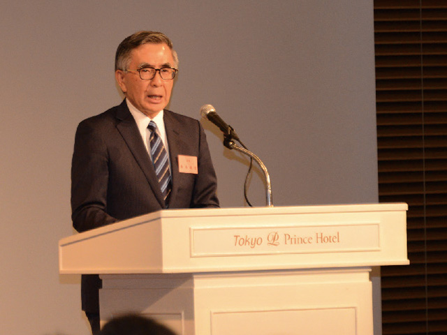 再任された鈴木俊宏会長